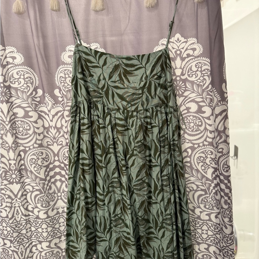Green Leaf Print Dress